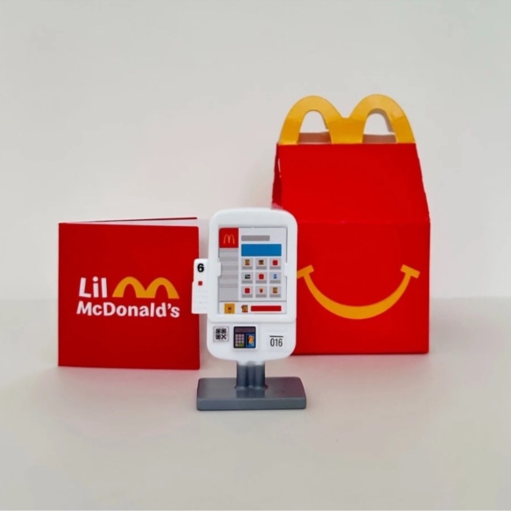 Lil McDonalds Happy‎ Meal Toy #17 Self Ordering Kiosk